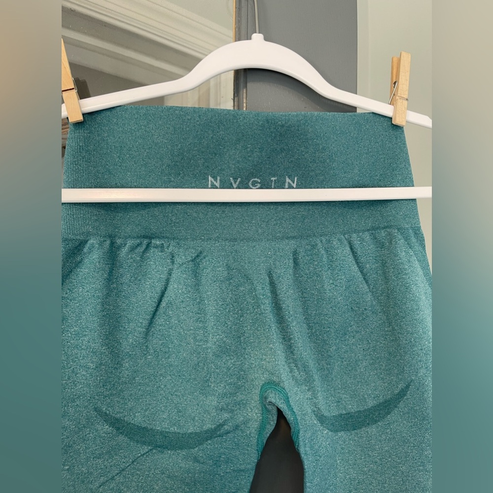 NWOT NVGTN Teal Workout Leggings - Picture 2 of 4